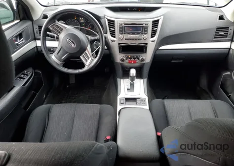 2013 Subaru Outback 2.5I Premium из США, поврежденный, VIN 4S4BRCCC8D3272172